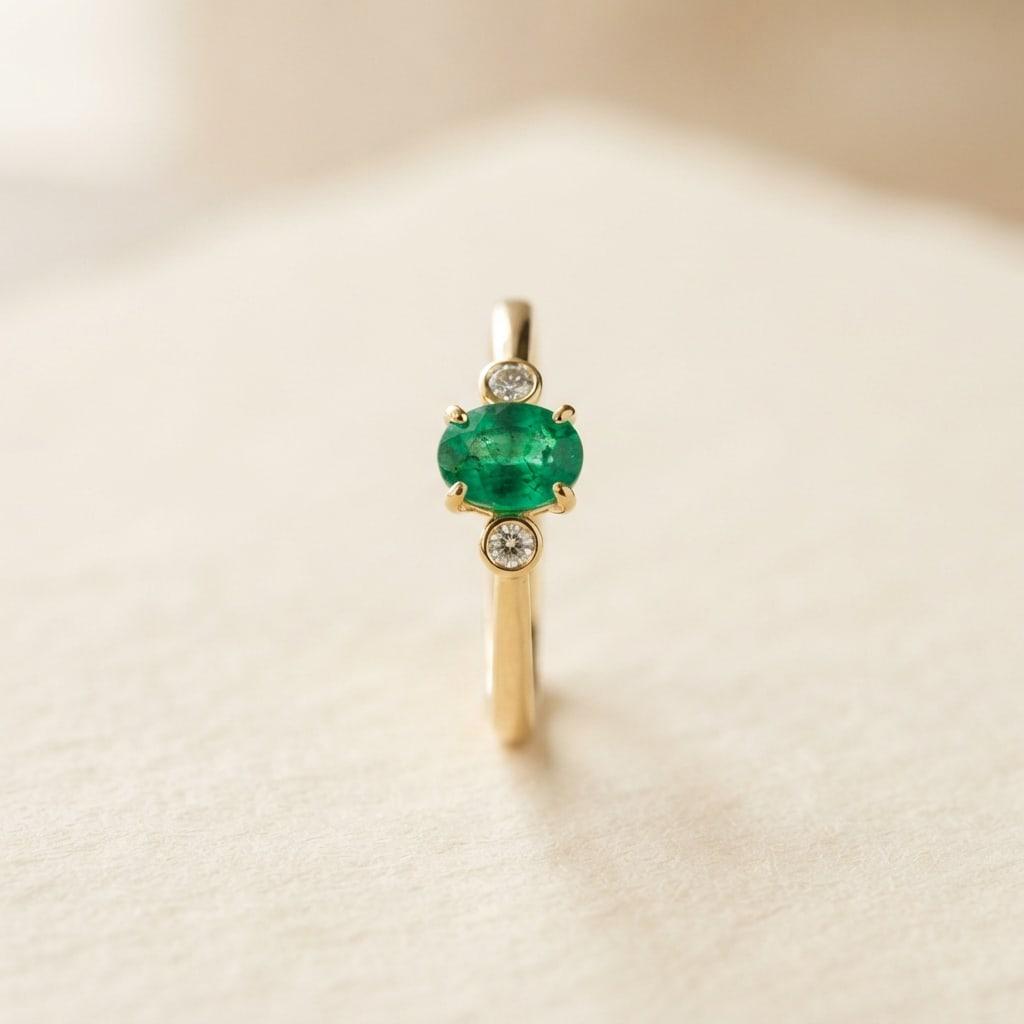 Verde Emerald Ring