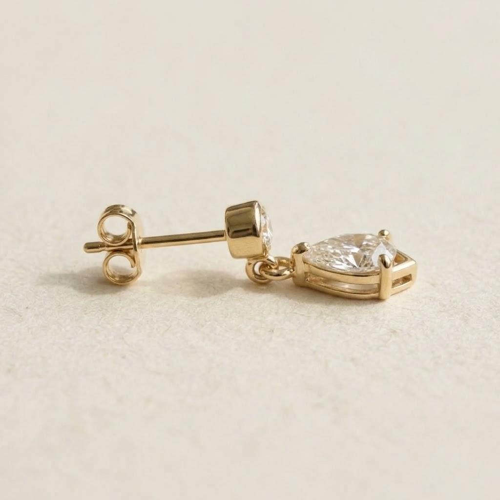 Pendientes Sereno, oro amarillo 18k, vista lateral